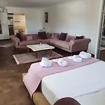 Leyla Hotel *