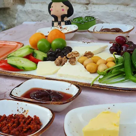 Leyla * Alaçatı