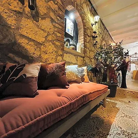 Leyla * Alaçatı